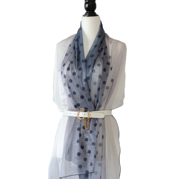 Soft White Leather Vintage Belt With Chain Accent - Like New Condition - Picture 2 of 2